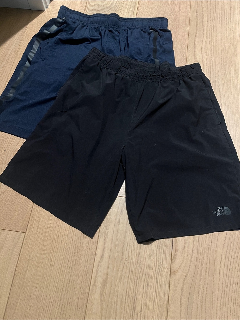 The North Face Men's Black Athletic Shorts and Legend large